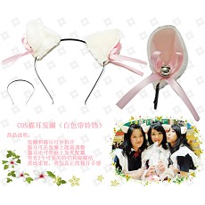 COS cat hair circle (white with bells)