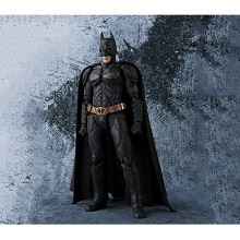 SHF THE DARK KNIGHT Batman figure
