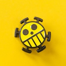 One Piece Law anime brooch pin