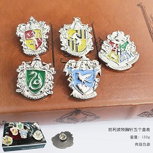 Harry Potter pins a set