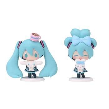 Hatsune Miku Cinnamoroll anime figure