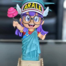 Dr.Slump Arale Cos Statue Of Liberty anime figure